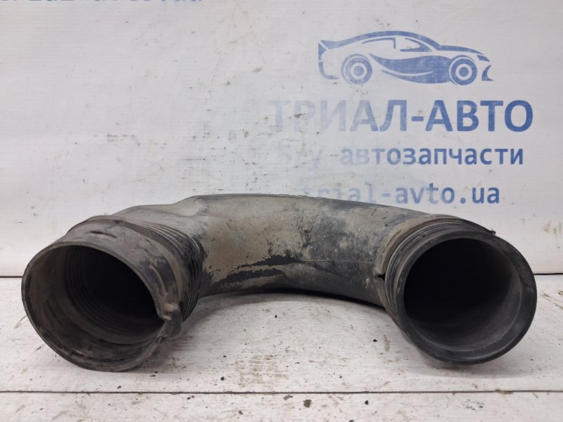 Патрубок воздушного фильтра Caddy 2003-2015 2k 1.9 diesel BJB