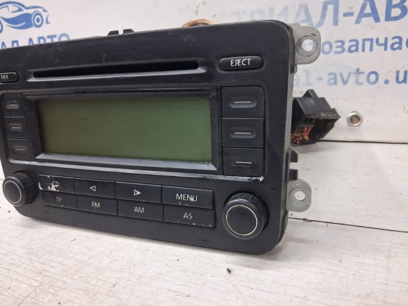 Магнитофон Volkswagen Caddy 2k 1.9 diesel BJB Магнитофон Volkswagen Caddy 2k 1.9 diesel BJB