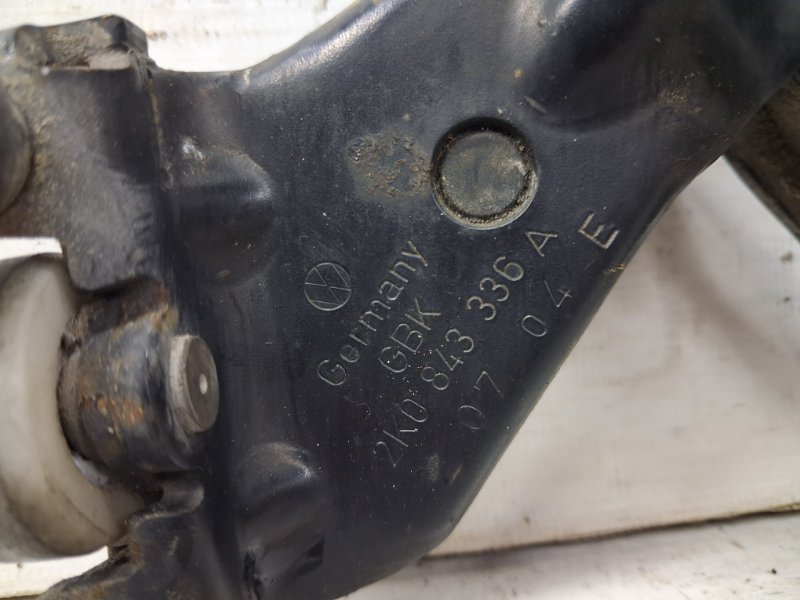 Ролик раздвижной двери Caddy 2003-2015 2k 1.9 diesel BJB Ролик раздвижной двери Caddy 2003-2015 2k 1.9 diesel BJB