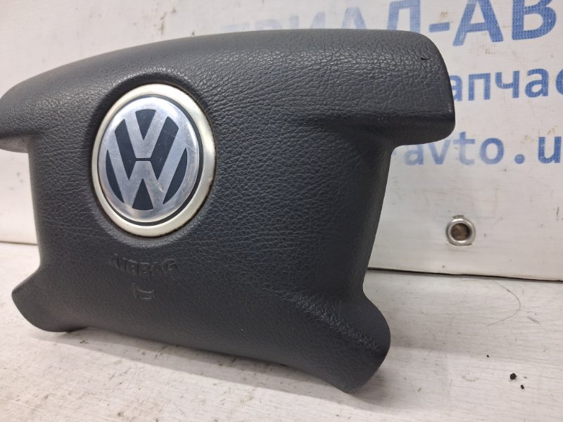 Подушка безопасности в руль Volkswagen Caddy 2k 1.9 diesel BJB Подушка безопасности в руль Volkswagen Caddy 2k 1.9 diesel BJB