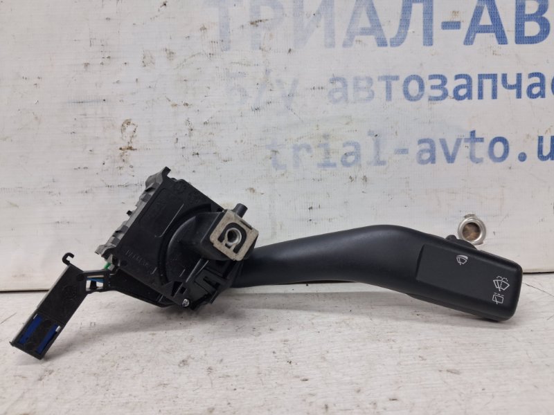 Переключатель подрулевой правый(дворники) Volkswagen Caddy 2003-2015 2k 1.9 diesel BJB 1K0953519 Б/У