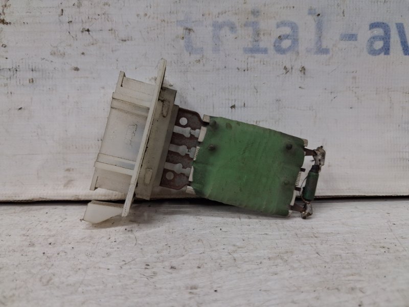 Резистор печки Volkswagen Caddy 2003-2015 2k 1.9 diesel BJB 1K0959263A Б/У