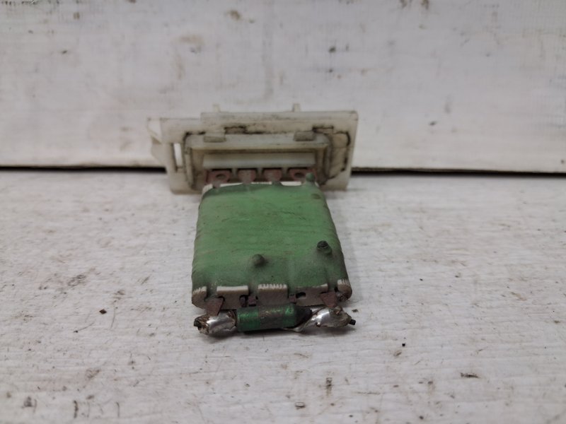 Резистор печки Caddy 2003-2015 2k 1.9 diesel BJB