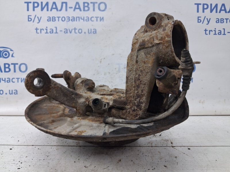 Кулак поворотный правый со ступицей Caddy 2003-2015 2k 1.9 diesel BJB Кулак поворотный правый со ступицей Caddy 2003-2015 2k 1.9 diesel BJB