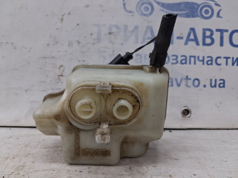 Бачок главного тормозного цилиндра Volkswagen Caddy 2k 1.9 diesel BJB