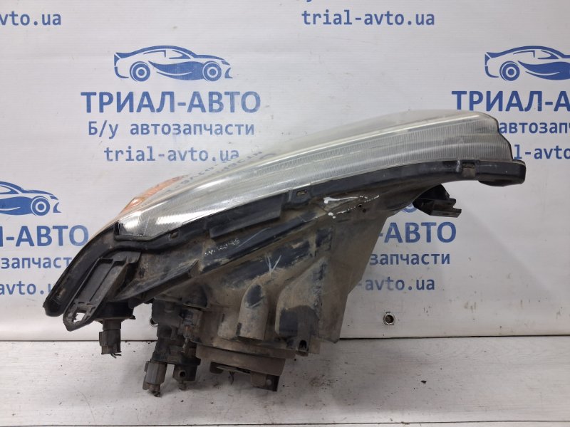 Фара левая галоген L200 2006-2015 KB 2.5 Diesel 4D56