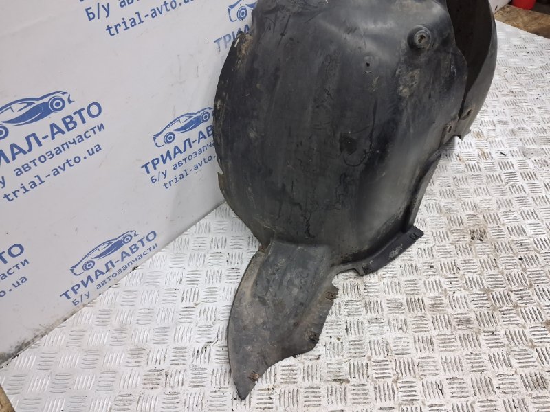 Подкрылок передний правый Caddy 2003-2015 2k 1.9 diesel BJB Подкрылок передний правый Caddy 2003-2015 2k 1.9 diesel BJB