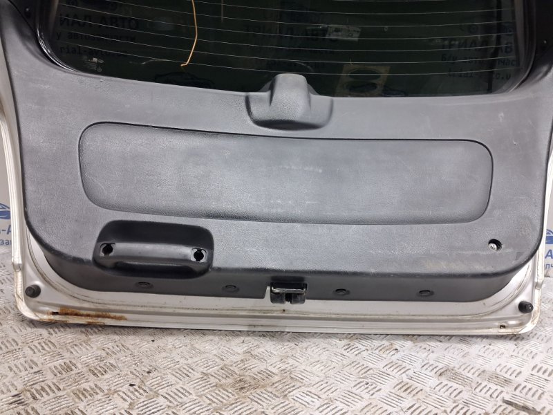 Крышка багажника Sorento 2002-2011 BL 2.5 diesel D4CB