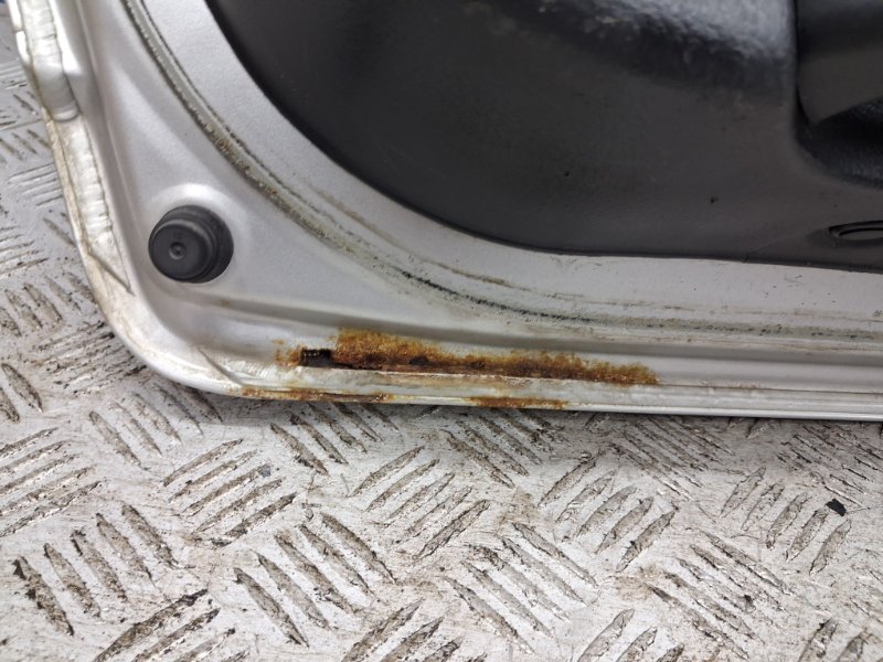 Крышка багажника Sorento 2002-2011 BL 2.5 diesel D4CB