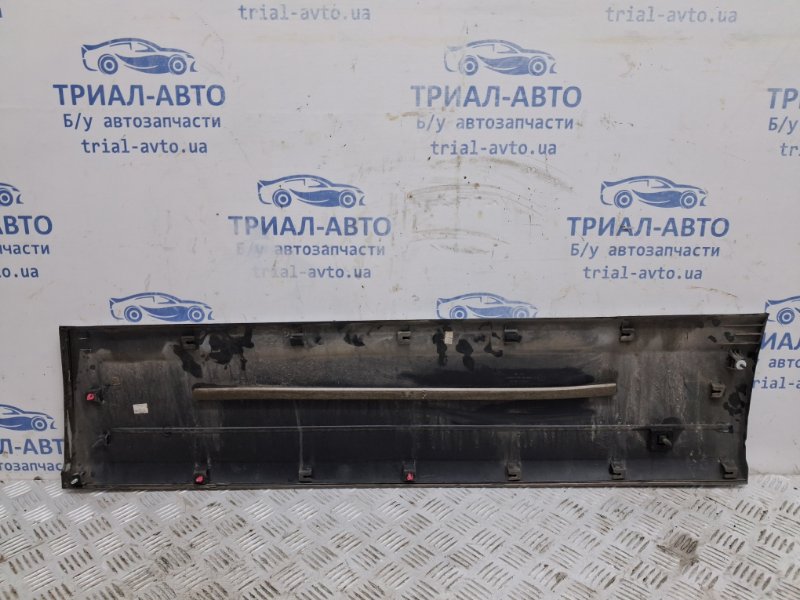 Накладка двери передняя левая Sorento 2002-2011 BL 2.5 diesel D4CB