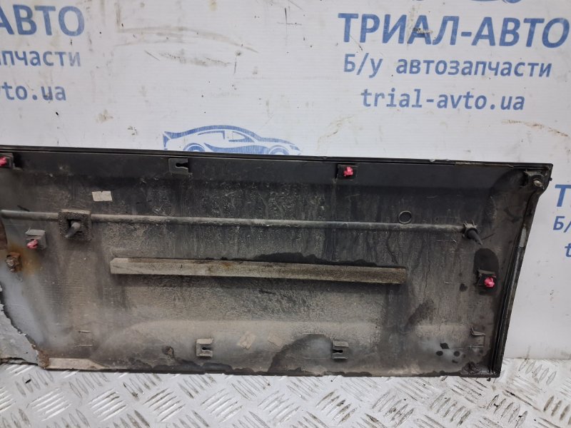 Накладка двери задняя левая Sorento 2002-2011 BL 2.5 diesel D4CB