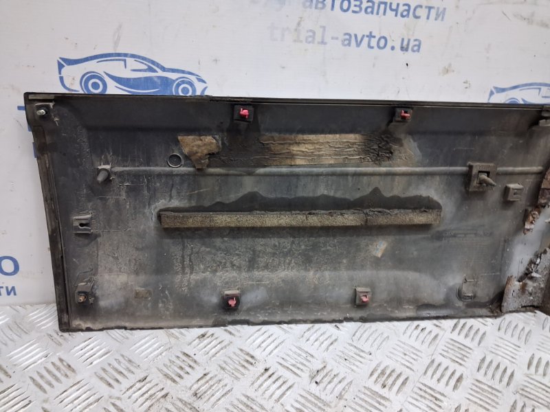 Накладка двери задняя правая Sorento 2002-2011 BL 2.5 diesel D4CB