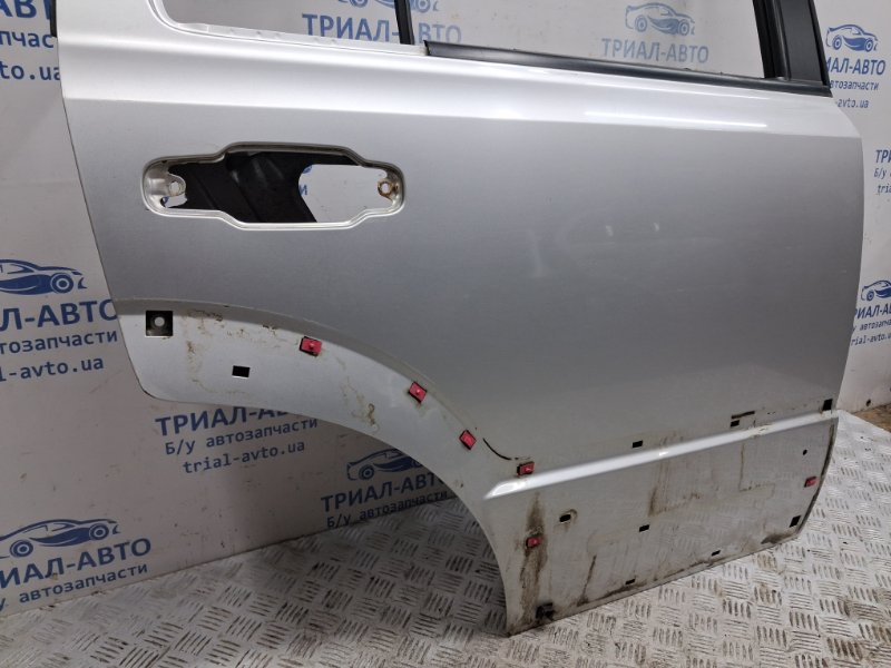 Дверь задняя правая Kia Sorento BL 2.5 diesel D4CB