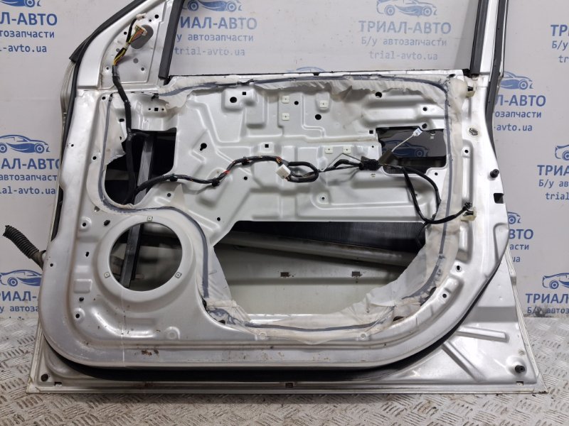 Дверь передняя правая Sorento 2002-2011 BL 2.5 diesel D4CB Дверь передняя правая Sorento 2002-2011 BL 2.5 diesel D4CB