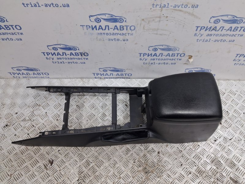 Подлокотник Sorento 2002-2011 BL 2.5 diesel D4CB