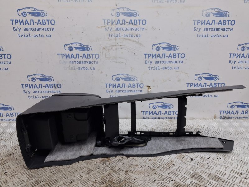 Подлокотник Sorento 2002-2011 BL 2.5 diesel D4CB