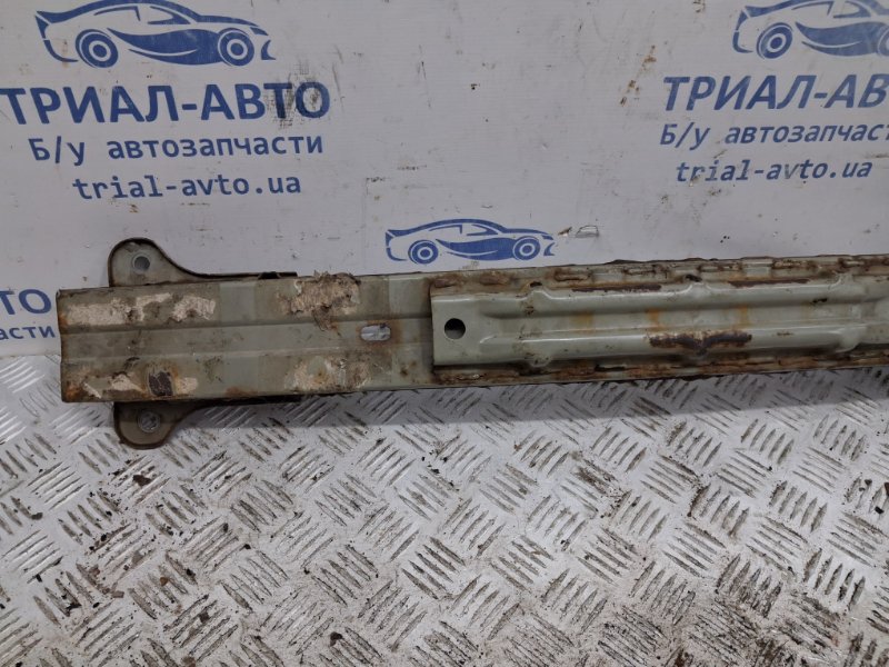 Усилитель бампера передний Sorento 2002-2011 BL 2.5 diesel D4CB