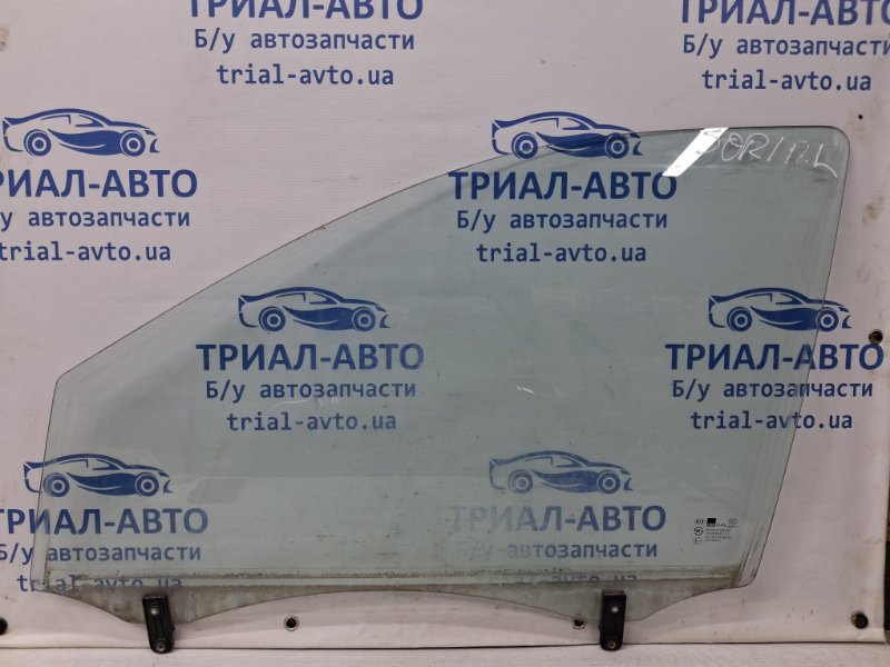 Стекло двери переднее левое Kia Sorento 2002-2011 BL 2.5 diesel D4CB 824113E010 Б/У