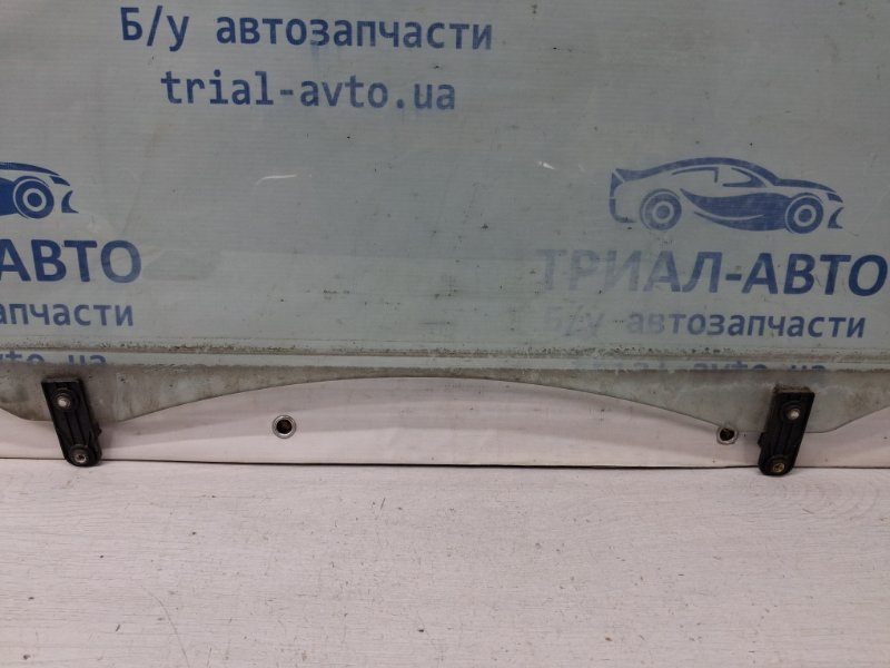 Стекло двери переднее левое Sorento 2002-2011 BL 2.5 diesel D4CB