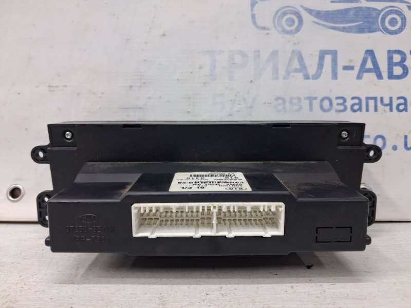 Блок управления климат-контролем Sorento 2002-2011 BL 2.5 diesel D4CB