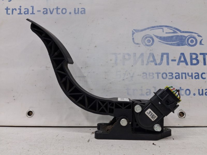 Педаль газа Kia Sorento 2002-2011 BL 2.5 diesel D4CB 327003E400 Б/У
