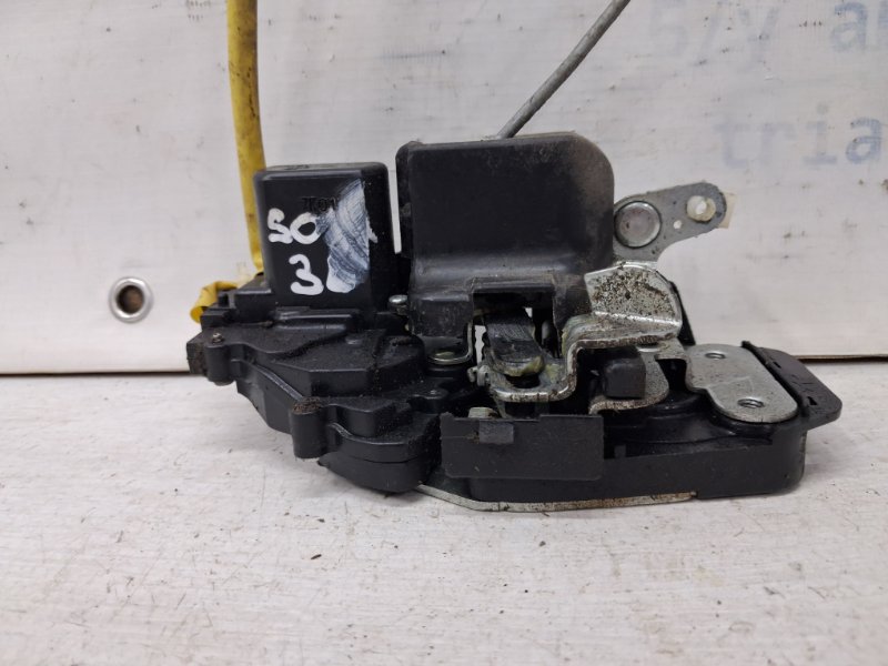 Замок двери задний левый Sorento 2002-2011 BL 2.5 diesel D4CB