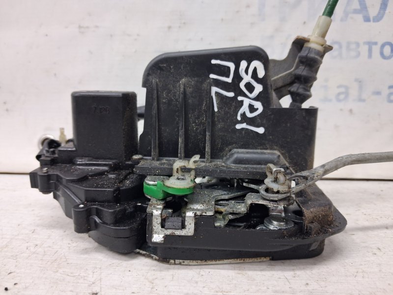 Замок двери передний левый Sorento 2002-2011 BL 2.5 diesel D4CB Замок двери передний левый Sorento 2002-2011 BL 2.5 diesel D4CB