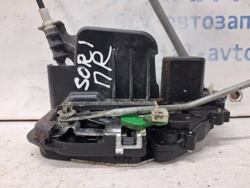 Замок двери передний правый Sorento 2002-2011 BL 2.5 diesel D4CB