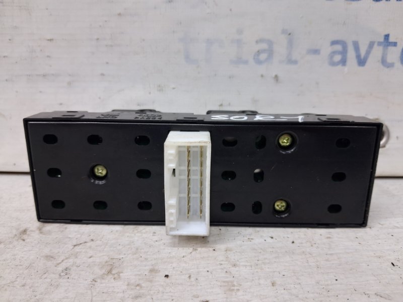 Блок управления стеклоподъемниками Kia Sorento BL 2.5 diesel D4CB