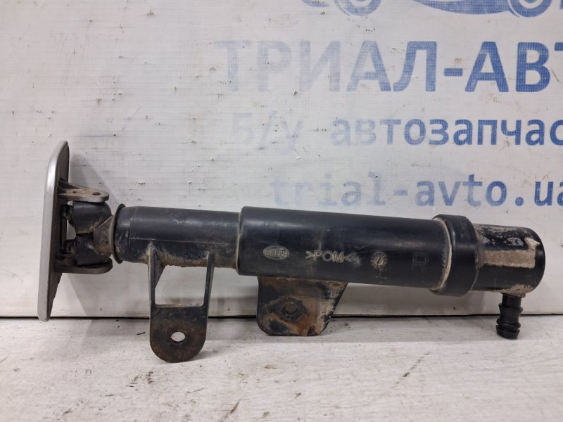 Омыватель фары правый Sorento 2002-2011 BL 2.5 diesel D4CB