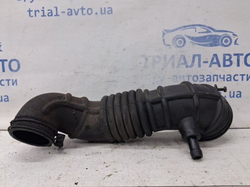 Патрубок воздушного фильтра Kia Sorento BL 2.5 diesel D4CB