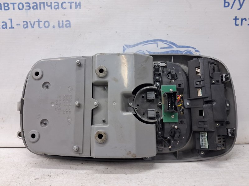 Плафон передний Sorento 2002-2011 BL 2.5 diesel D4CB