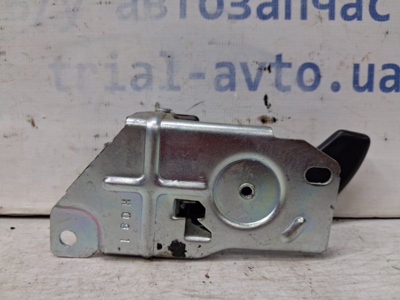 Ручка двери внутреняя задняя правая Kia Sorento BL 2.5 diesel D4CB