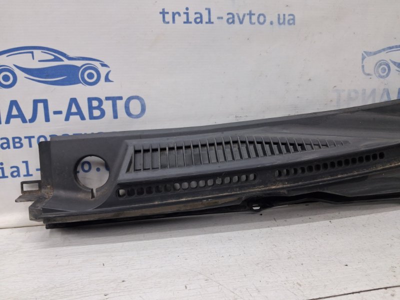 Дефлектор дворников левый Grand Vitara 2005-2016 JT 2.7 бензин H27A Дефлектор дворников левый Grand Vitara 2005-2016 JT 2.7 бензин H27A