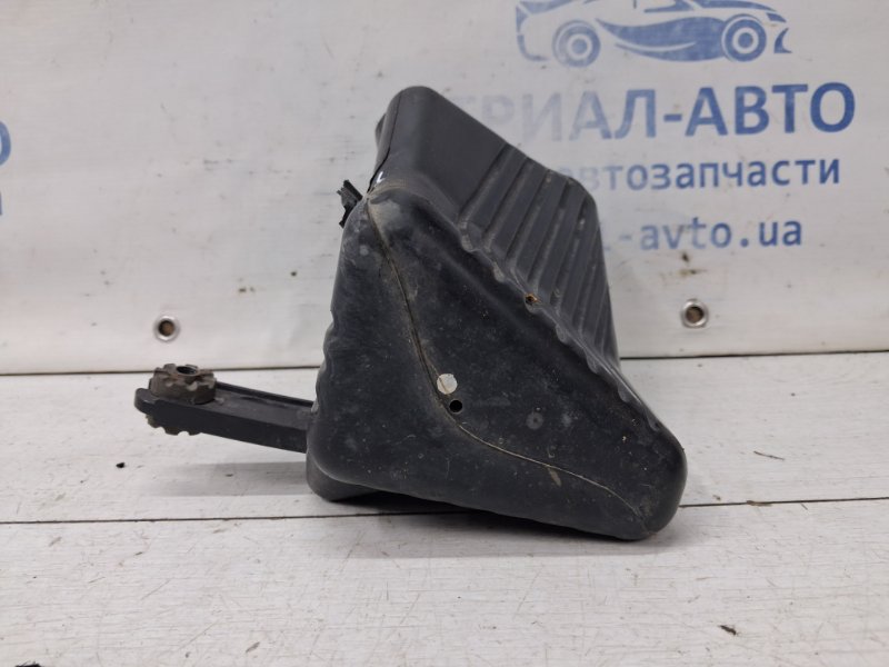 Резонатор воздушного фильтра Grand Vitara 2005-2016 JT 2.7 бензин H27A Резонатор воздушного фильтра Grand Vitara 2005-2016 JT 2.7 бензин H27A