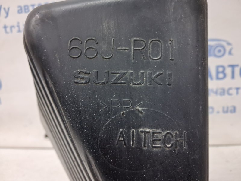 Резонатор воздушного фильтра Grand Vitara 2005-2016 JT 2.7 бензин H27A Резонатор воздушного фильтра Grand Vitara 2005-2016 JT 2.7 бензин H27A