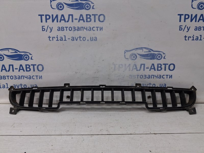 Решетка бампера центральная Kia Sorento 2002-2011 BL 2.5 diesel D4CB 865613E500 Б/У