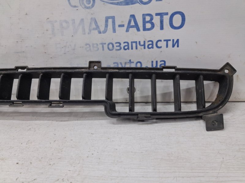 Решетка бампера центральная Sorento 2002-2011 BL 2.5 diesel D4CB