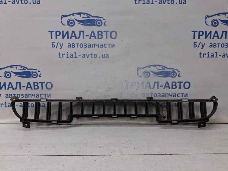 Решетка бампера центральная Sorento 2002-2011 BL 2.5 diesel D4CB