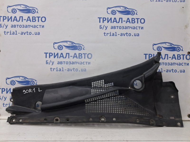 Дефлектор дворников левый Kia Sorento 2002-2011 BL 2.5 diesel D4CB 861503E500 Б/У