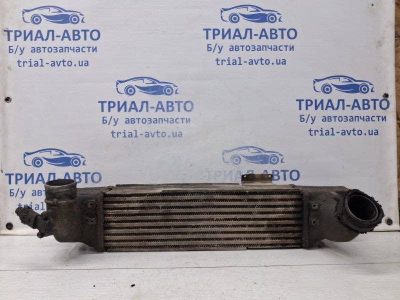 Радиатор интеркуллера Kia Sorento 2002-2011 BL 2.5 diesel D4CB 281914A470 Б/У