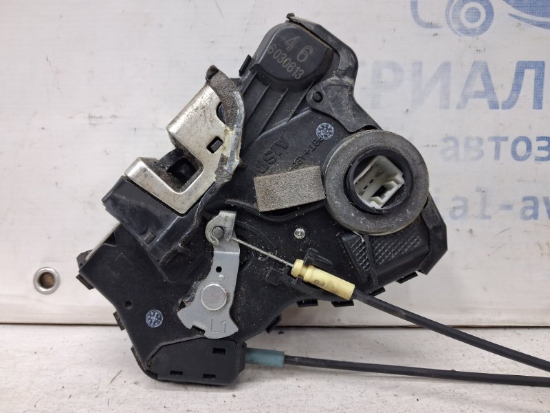 Замок двери передний левый Suzuki Grand Vitara JT 2.7 бензин H27A Замок двери передний левый Suzuki Grand Vitara JT 2.7 бензин H27A