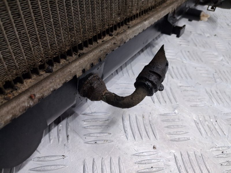 Радиатор основной Suzuki Grand Vitara JT 2.7 бензин H27A