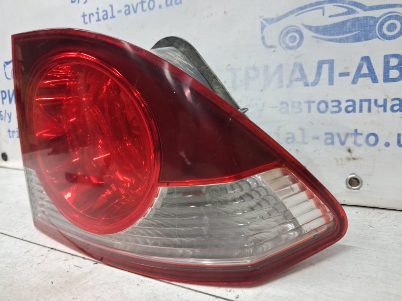 Фонарь задний внешний правый Honda Civic FD 1.8 бензин R18A