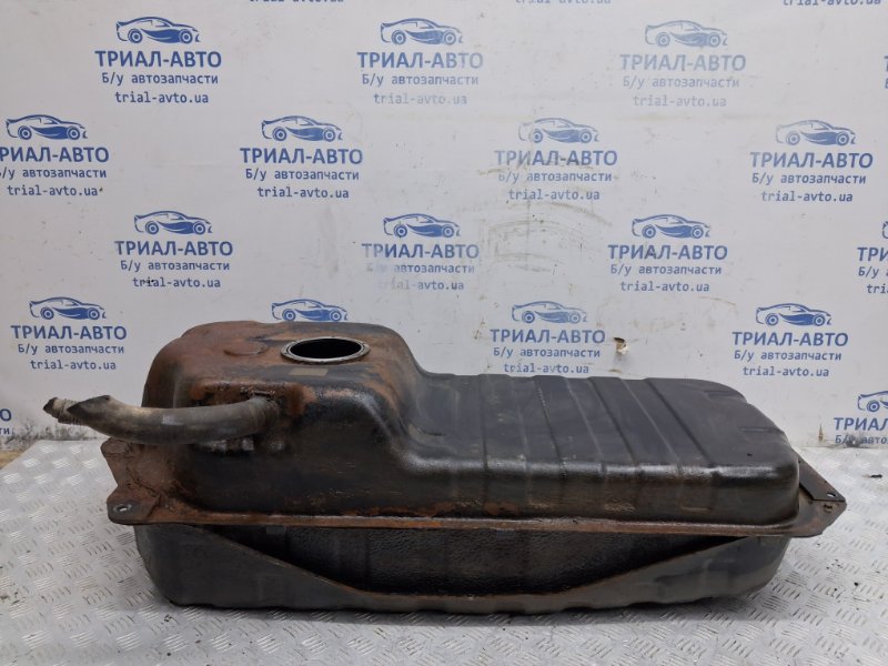 Запчасть бак топливный металлический Kia Sorento 2002-2011 BL 2.5 diesel D4CB 311103E710 Б/У Бак топливный металлический Kia Sorento 2002-2011 BL 2.5 diesel D4CB 311103E710 Б/У