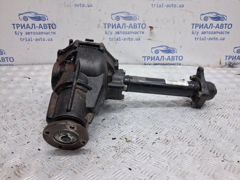 Редуктор передний Kia Sorento 2002-2011 BL 2.5 diesel D4CB 530003E940 Б/У