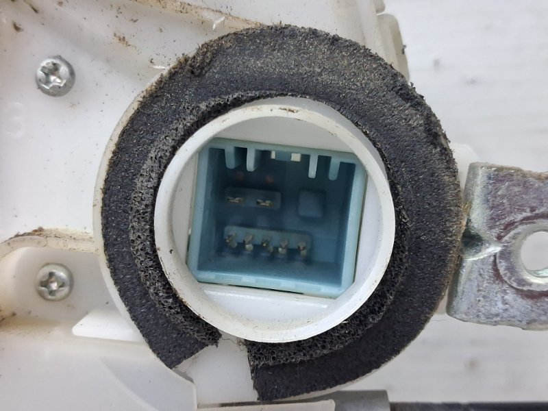 Замок двери задний левый Civic 2005-2012 FD 1.8 бензин R18A