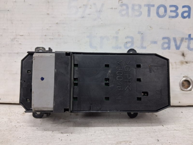 Блок управления стеклоподъемниками Honda Civic FD 1.8 бензин R18A