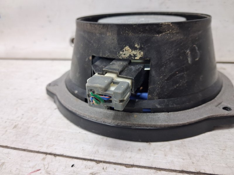 Динамик двери Kia Sorento BL 2.5 diesel D4CB