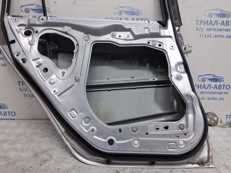 Дверь задняя левая 6 2007-2013 GH 2.5 бензин L5-VE